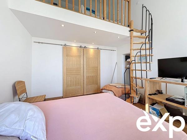 Ancien moulin rénové en bastide avec piscine