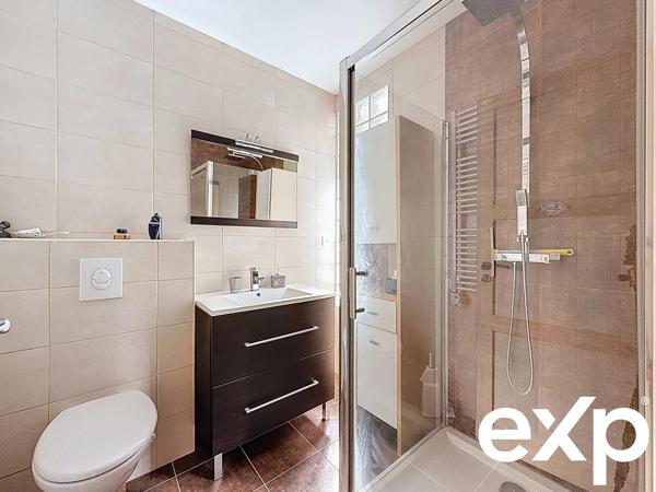 Ancien moulin rénové en bastide avec piscine