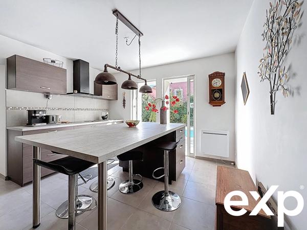 Ancien moulin rénové en bastide avec piscine