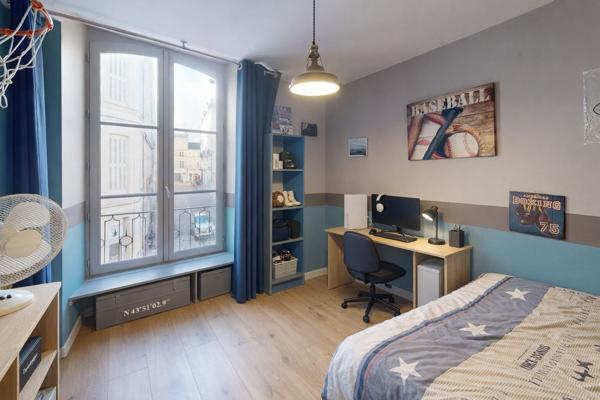 POITIERS Appartement T4 lumineux avec balcon et cave en plein centre-ville