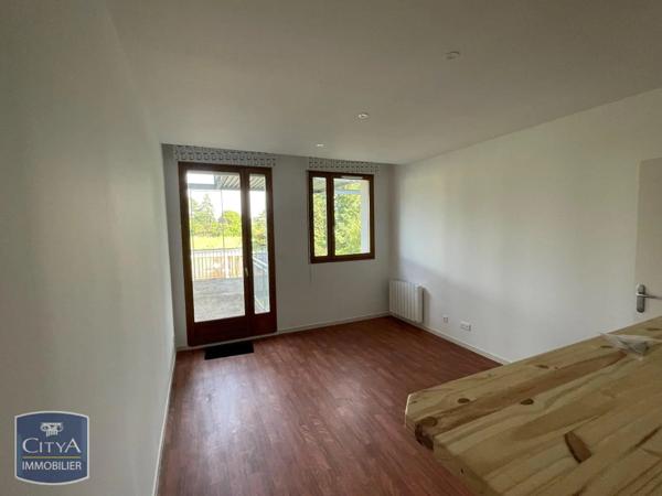 Appartement à louer 3 pièces 61.74m² Chinon (37500)