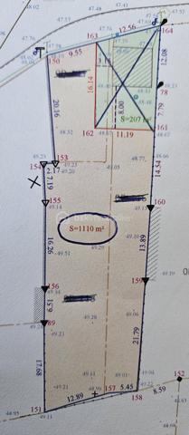 Terrain de 1 100 m²