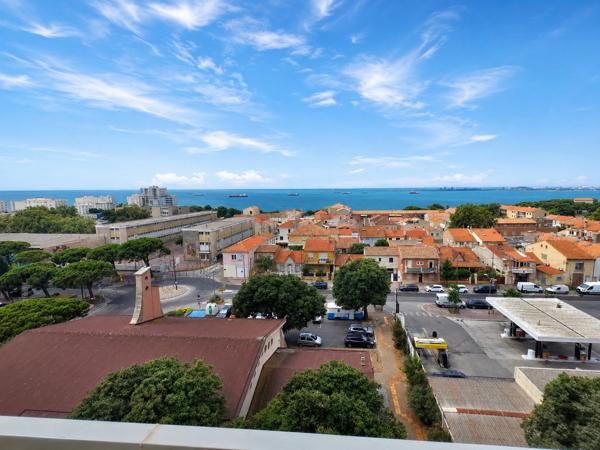 T3 avec vue mer depuis toutes les fenêtres – Centre-ville de PORT DE BOUC (13)