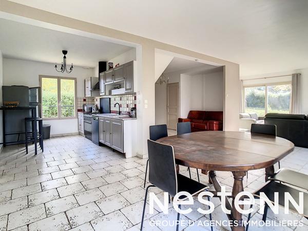 SATHONAY CAMP - Secteur calme - maison récente de 142.82 m² - 4 chambres + garage double