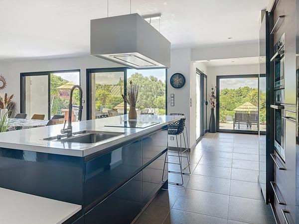 Maison à vendre  5 pièces - 169 m2 ZONZA - 201