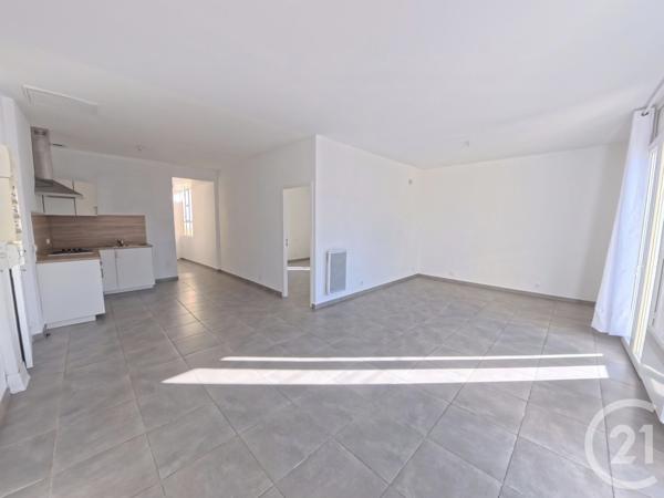 Immeuble à vendre  215 m2 ELNE - 66