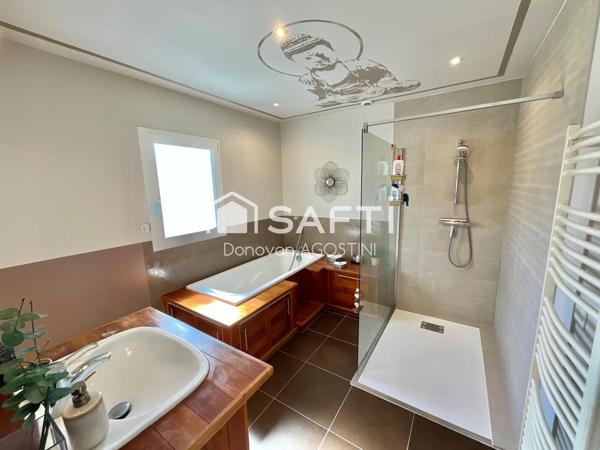 Maison de plain-pied 145 m², 4 chambres, 2 salles d’eau