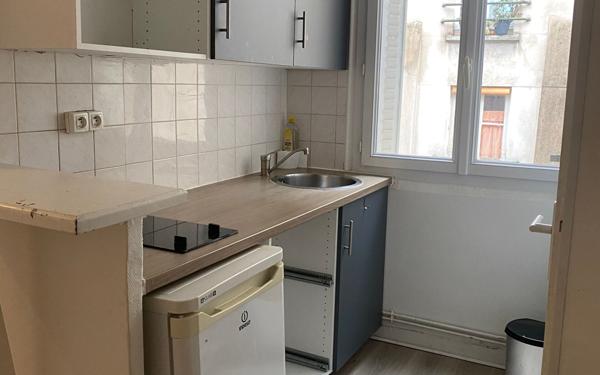 Appartement à vendre    1 pièce • 21,18 m2 Paris 10
