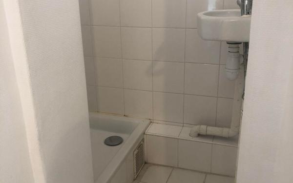 Appartement à vendre    1 pièce • 21,18 m2 Paris 10