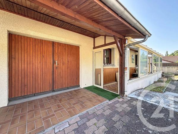 Maison à vendre  4 pièces - 82,60 m 2   MOZAC  - 63