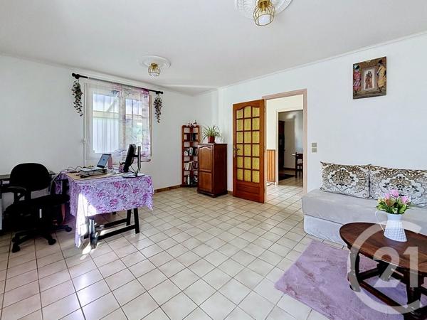 Maison à vendre  4 pièces - 82,60 m 2   MOZAC  - 63
