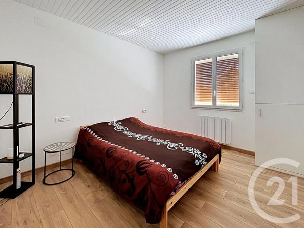 Maison à vendre  4 pièces - 82,60 m 2   MOZAC  - 63