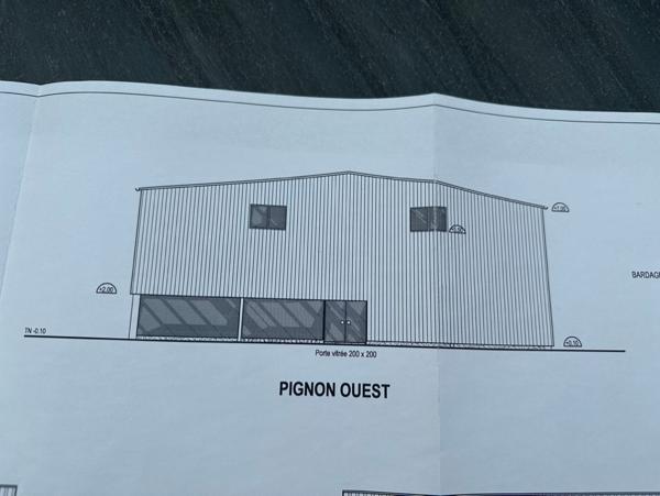 FESSENHEIM 68740, au coeur du futur Technopôle, local d'activités 1200 m2 en ZA, sur un parc de 5000 m2