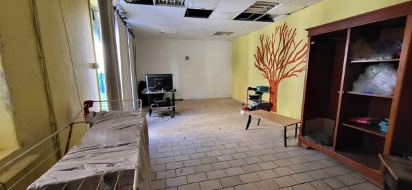Maison T6 + local commercial – Canohès (66)