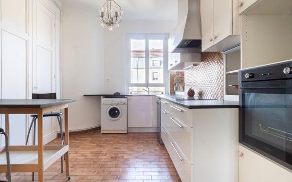 Appartement à vendre    3 pièces • 113 m2 Lyon 3