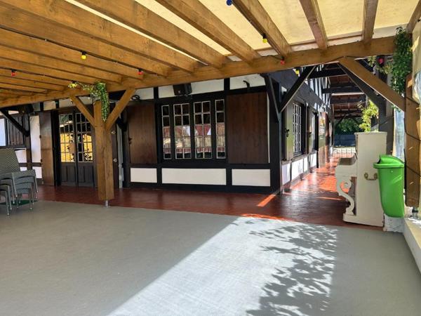 MURS BAR RESTAURANT