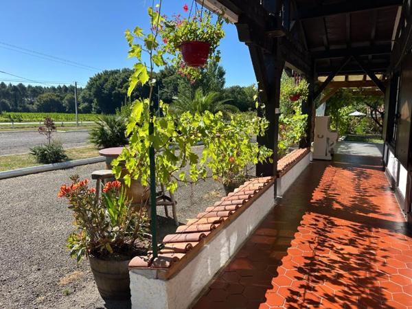 MURS BAR RESTAURANT