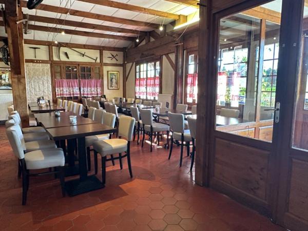 MURS BAR RESTAURANT