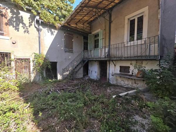 Achat - Immeuble Vierzon 18100 236 m 2 1079 m 2