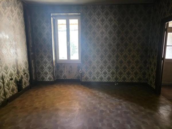 Achat - Immeuble Vierzon 18100 236 m 2 1079 m 2