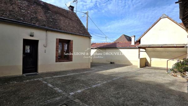 PROCHE JOUY - Maison 4 pièces 70 m²
