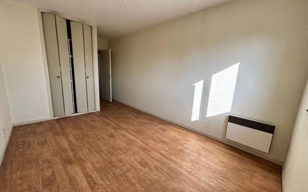 Appartement à vendre    3 pièces •  Tarbes