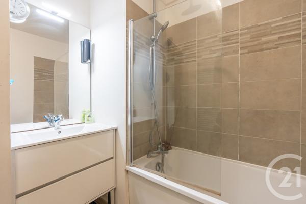 Appartement F3 à vendre  3 pièces - 61,70 m2 LE PLESSIS TREVISE - 94