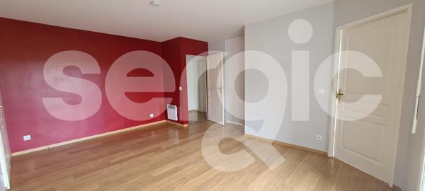Location 3 Pieces 58 80000 Amiens 25 0446 02 0008
