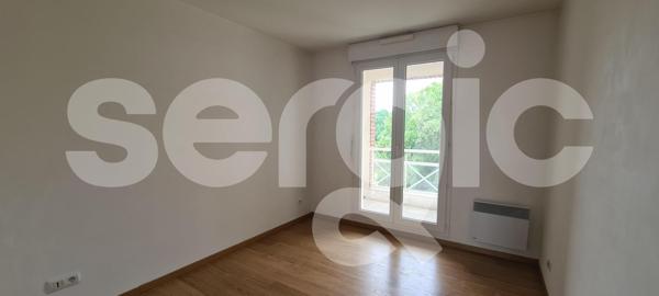 Location 3 Pieces 58 80000 Amiens 25 0446 02 0008