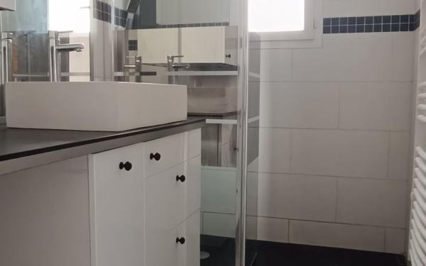 Appartement à vendre    4 pièces • 90 m2 Six-Fours-les-Plages