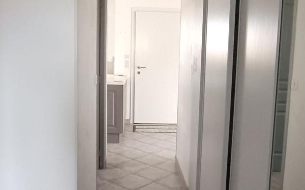 Appartement à vendre    4 pièces • 90 m2 Six-Fours-les-Plages