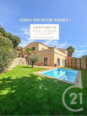 Appartement T4 à vendre  4 pièces - 88,47 m 2   CAVALAIRE SUR MER  - 83