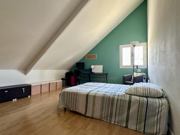 Villa F6 de 142 m2 avec piscine - Terrain 935 m2 - BDN Ste-Clotilde