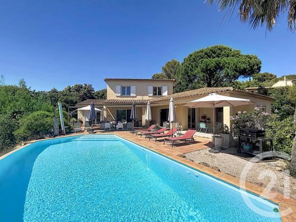 Maison à vendre  6 pièces - 174 m 2   LA CROIX VALMER  - 83