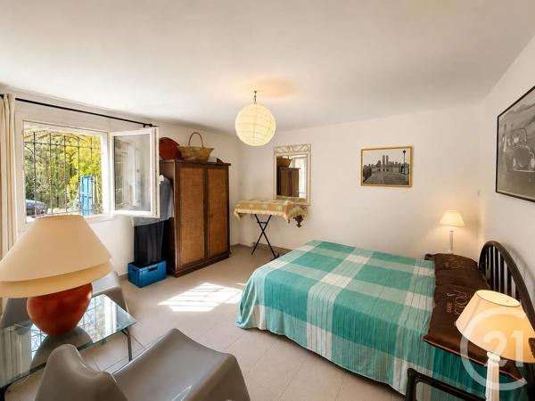 Maison à vendre  6 pièces - 174 m 2   LA CROIX VALMER  - 83