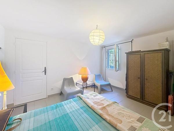 Maison à vendre  6 pièces - 174 m 2   LA CROIX VALMER  - 83