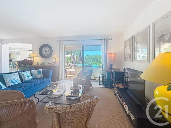 Maison à vendre  6 pièces - 174 m 2   LA CROIX VALMER  - 83