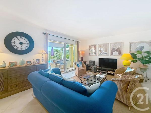 Maison à vendre  6 pièces - 174 m 2   LA CROIX VALMER  - 83