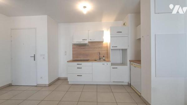 APPARTEMENT T3 TERRASSE ET GARAGE