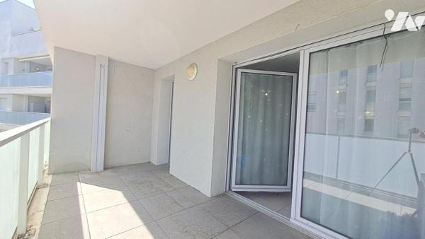 APPARTEMENT T3 TERRASSE ET GARAGE