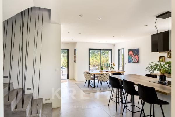 Maison contemporaine avec Piscine