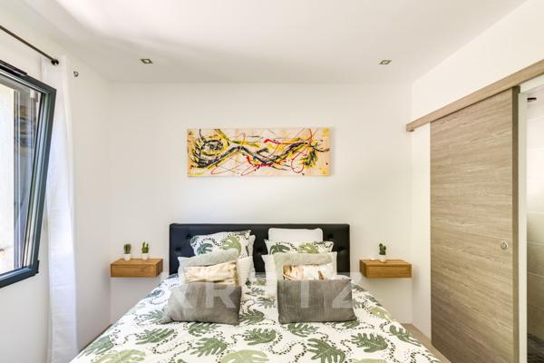 Maison contemporaine avec Piscine