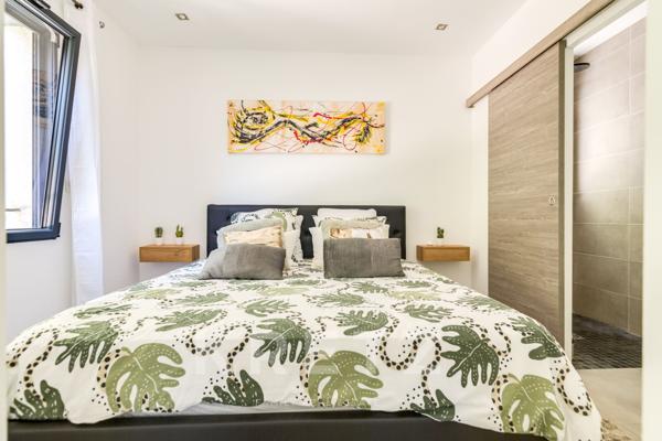 Maison contemporaine avec Piscine