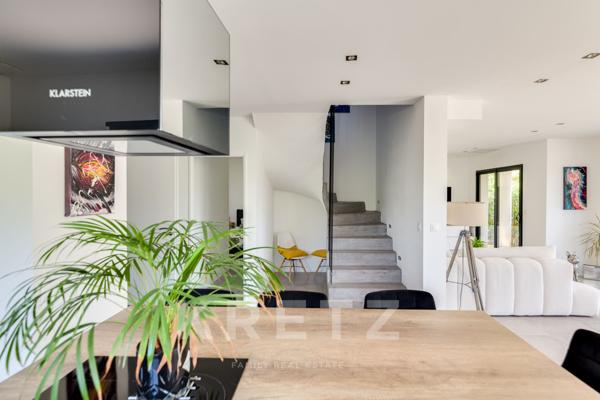 Maison contemporaine avec Piscine