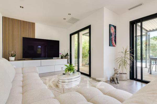 Maison contemporaine avec Piscine