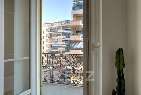 Appartement refait à neuf proche du port