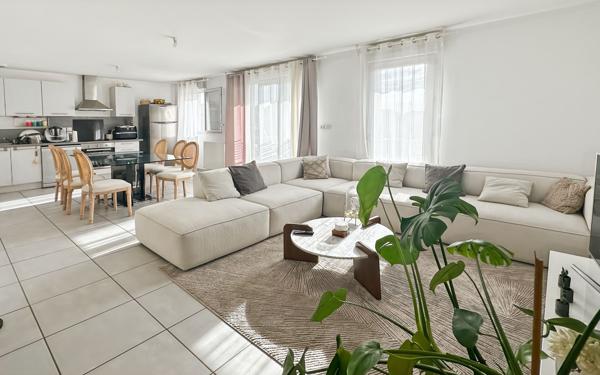 Appartement à vendre    4 pièces • 87 m2 Beaumont-lès-Valence