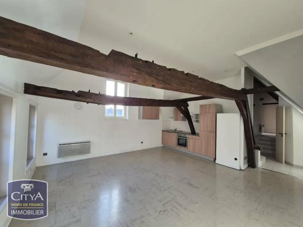 Appartement à louer 2 pièces 57.06m² Hazebrouck (59190)