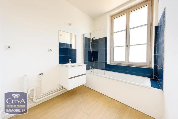 Appartement à louer 4 pièces 65.3m² Valenciennes (59300)