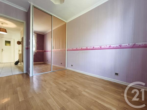 Appartement F4 à vendre  4 pièces - 69 m2 ST FONS - 69